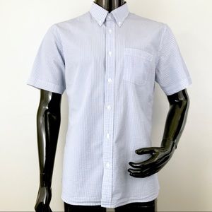 Brooks Brothers men’s blue striped shirt